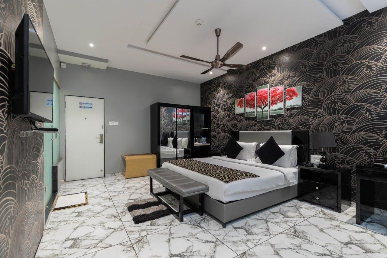 Hotel Kings Heritage Surat Kamer foto